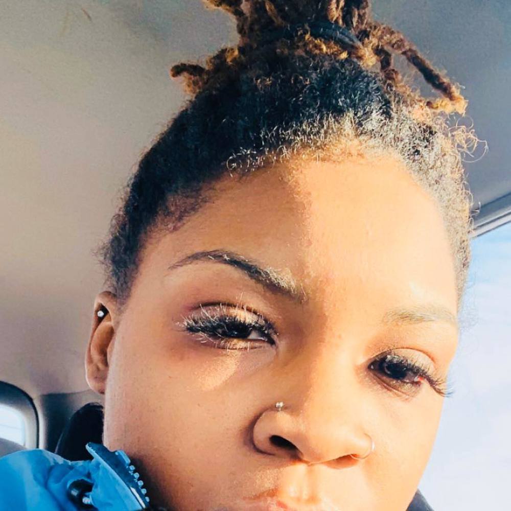 Meet your Posher, Bobbie